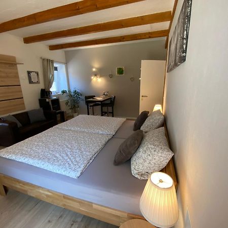 Grosses Doppelzimmer Mit Eigenem Bad Und Kuehlschrank, Frisch Saniert Friedrichskoog Exteriér fotografie