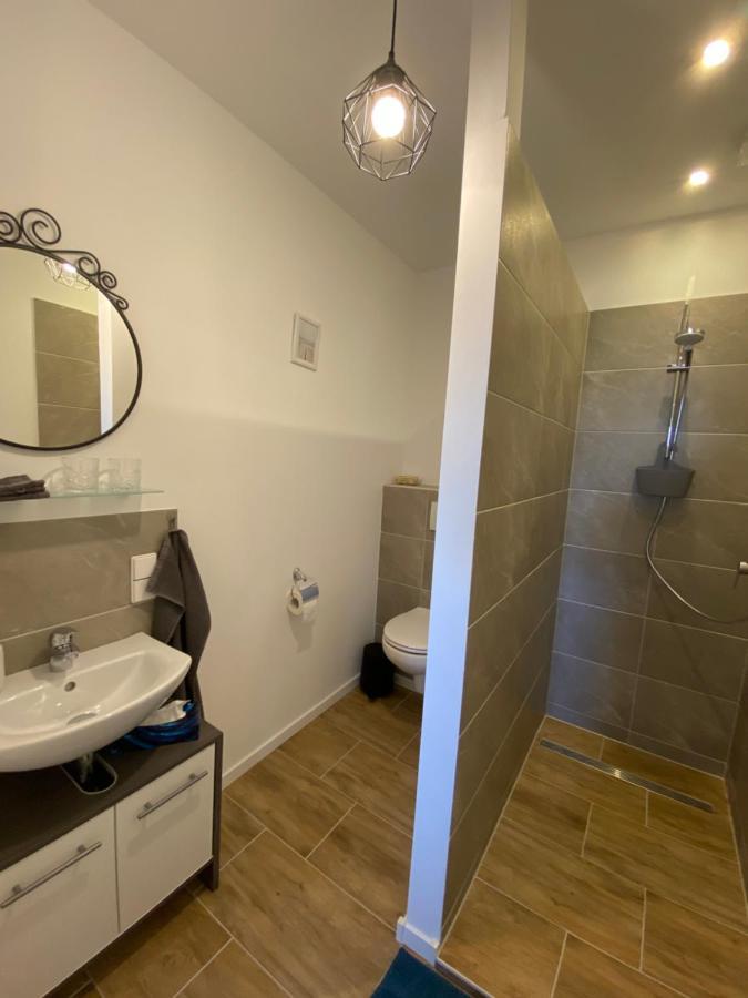 Grosses Doppelzimmer Mit Eigenem Bad Und Kuehlschrank, Frisch Saniert Friedrichskoog Exteriér fotografie