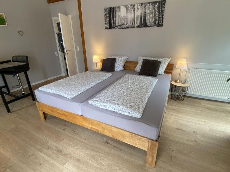 Grosses Doppelzimmer Mit Eigenem Bad Und Kuehlschrank, Frisch Saniert Friedrichskoog Exteriér fotografie
